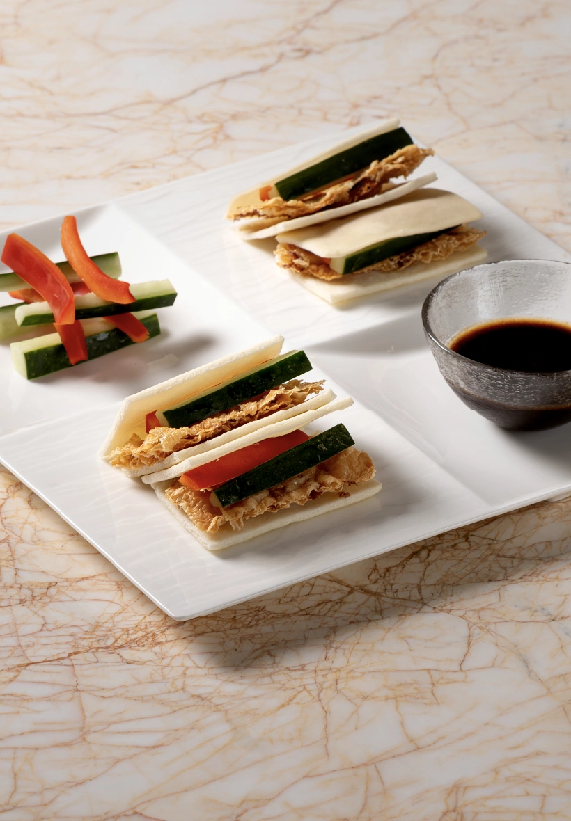 Chinese Bun Stuffed with Crispy Bean Curd Skin